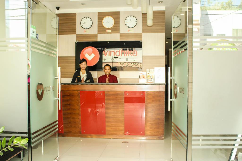 Vindhika Hotel Макасар Экстерьер фото